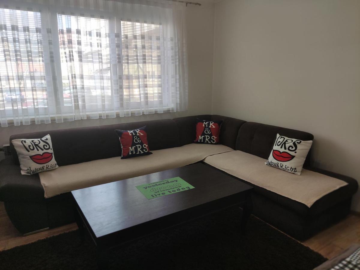 Apartmani Sarah Tuzla Dış mekan fotoğraf